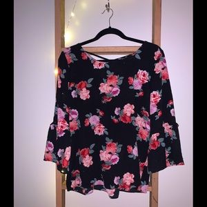 Flowy floral blouse